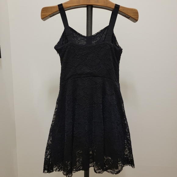 Free‎ People Black Lace Mini Dress with Flocked Navy Blue Velvet Size Small - Picture 15 of 15